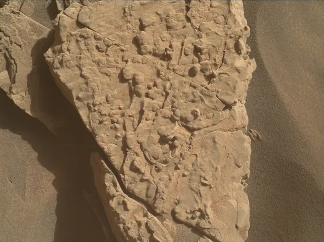 Sol 4623: Mars Hand Lens Imager (MAHLI)