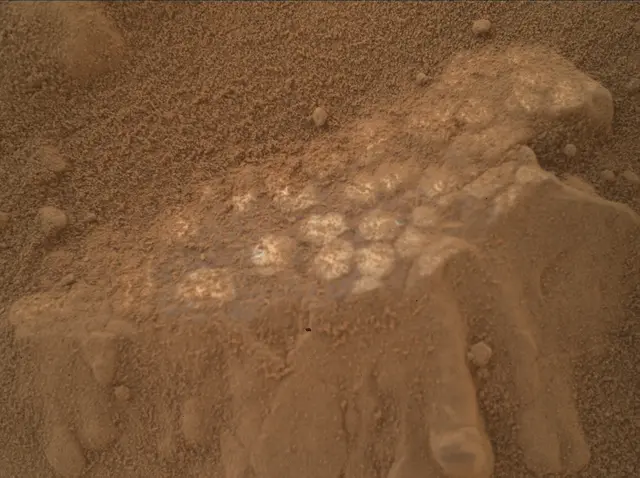 Sol 4624: Mars Hand Lens Imager (MAHLI)