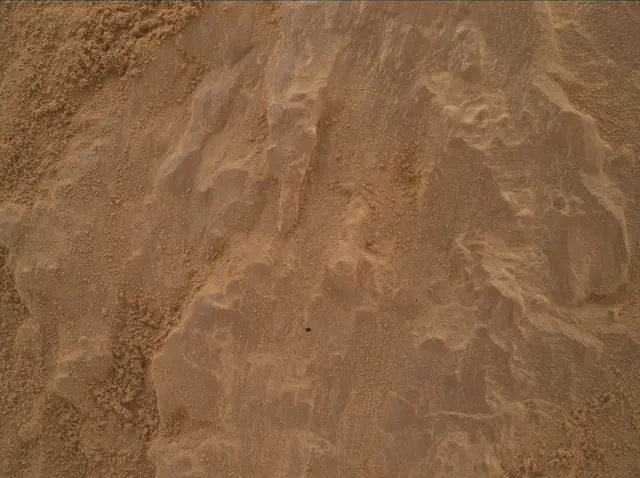 Sol 4624: Mars Hand Lens Imager (MAHLI)