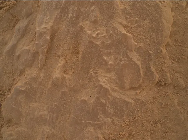 Sol 4624: Mars Hand Lens Imager (MAHLI)