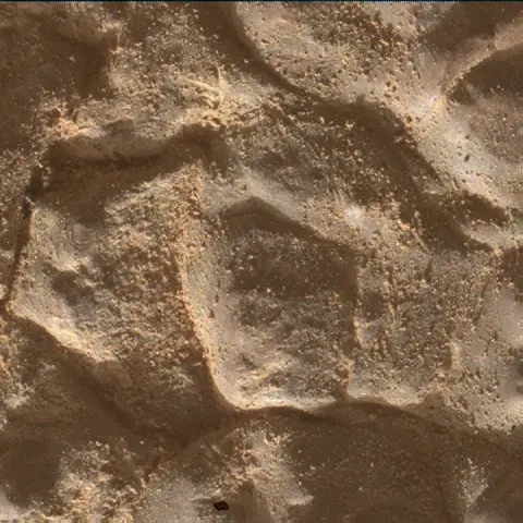 Sol 4627: Mars Hand Lens Imager (MAHLI)