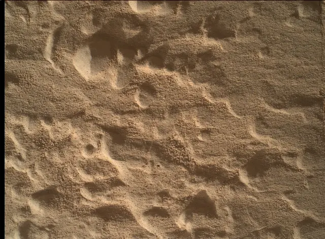 Sol 4627: Mars Hand Lens Imager (MAHLI)