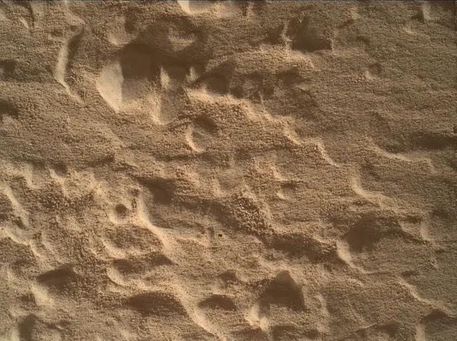Sol 4627: Mars Hand Lens Imager (MAHLI)