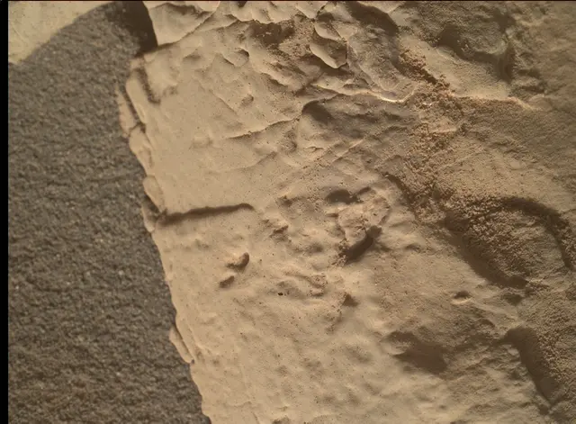 Sol 4627: Mars Hand Lens Imager (MAHLI)