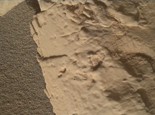 Sol 4627: Mars Hand Lens Imager (MAHLI)