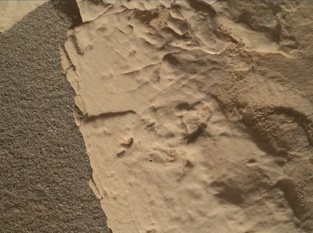Sol 4627: Mars Hand Lens Imager (MAHLI)