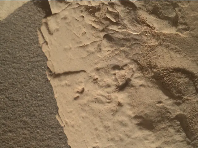 Sol 4627: Mars Hand Lens Imager (MAHLI)