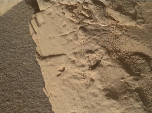Sol 4627: Mars Hand Lens Imager (MAHLI)