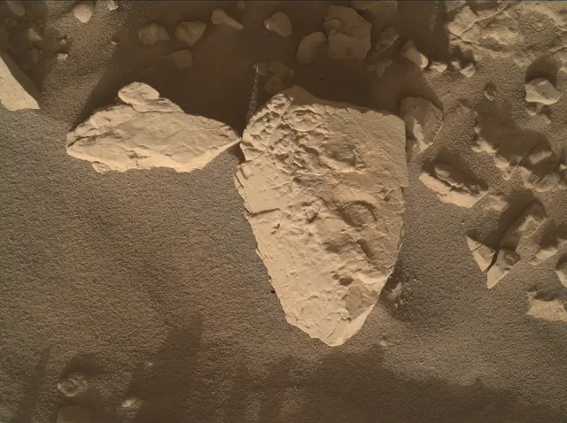 Sol 4627: Mars Hand Lens Imager (MAHLI)
