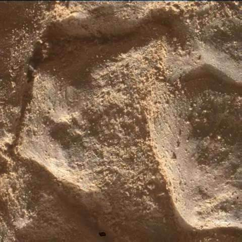 Sol 4627: Mars Hand Lens Imager (MAHLI)
