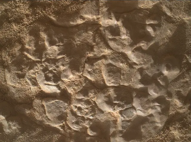 Sol 4628: Mars Hand Lens Imager (MAHLI)