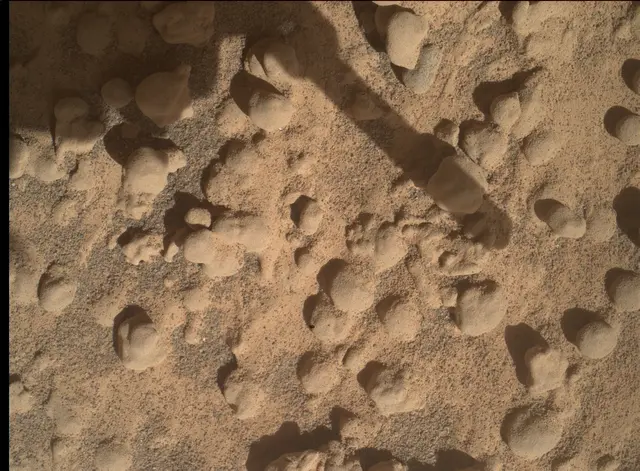 Sol 4629: Mars Hand Lens Imager (MAHLI)