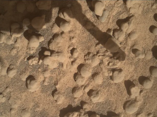 Sol 4629: Mars Hand Lens Imager (MAHLI)