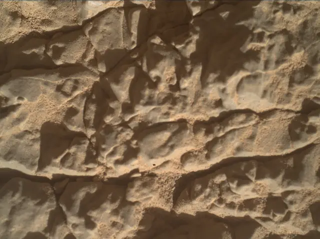 Sol 4631: Mars Hand Lens Imager (MAHLI)