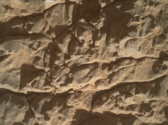 Sol 4631: Mars Hand Lens Imager (MAHLI)