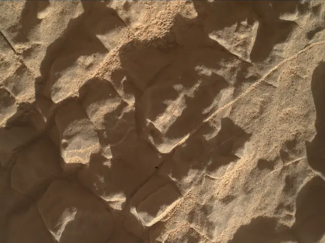 Sol 4631: Mars Hand Lens Imager (MAHLI)