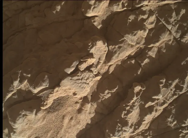 Sol 4631: Mars Hand Lens Imager (MAHLI)