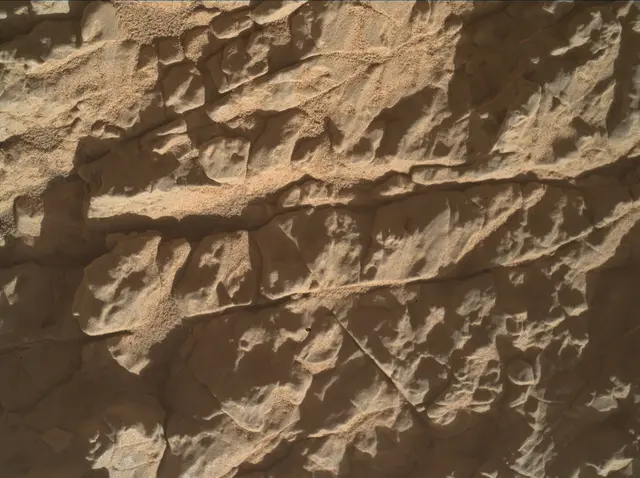Sol 4631: Mars Hand Lens Imager (MAHLI)