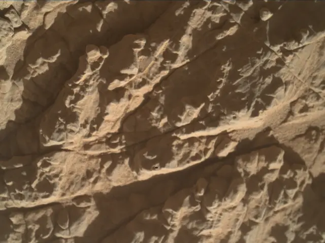 Sol 4631: Mars Hand Lens Imager (MAHLI)