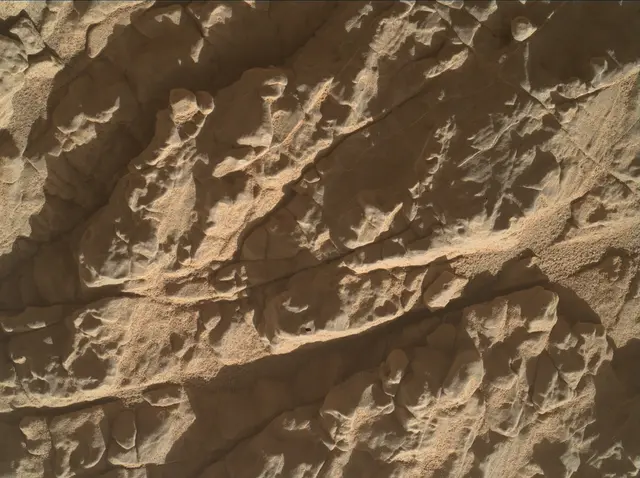 Sol 4633: Mars Hand Lens Imager (MAHLI)