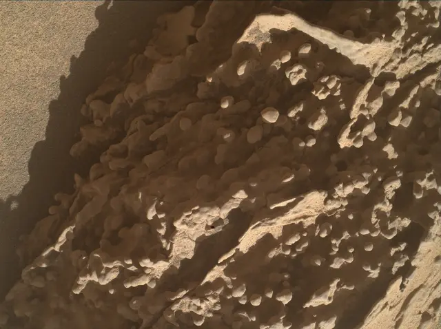 Sol 4636: Mars Hand Lens Imager (MAHLI)