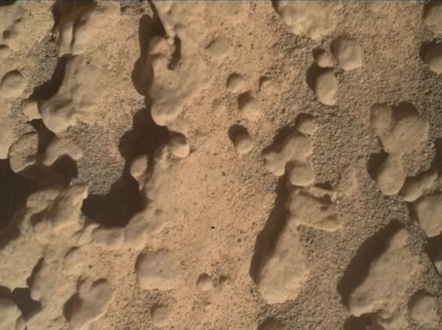 Sol 4636: Mars Hand Lens Imager (MAHLI)