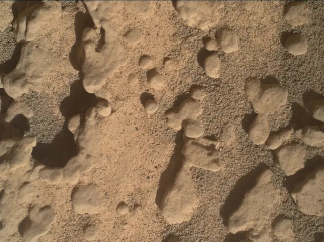Sol 4636: Mars Hand Lens Imager (MAHLI)