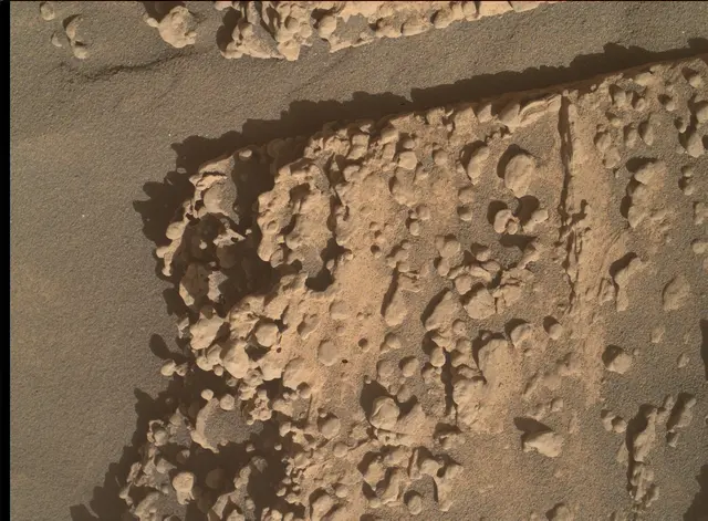 Sol 4636: Mars Hand Lens Imager (MAHLI)