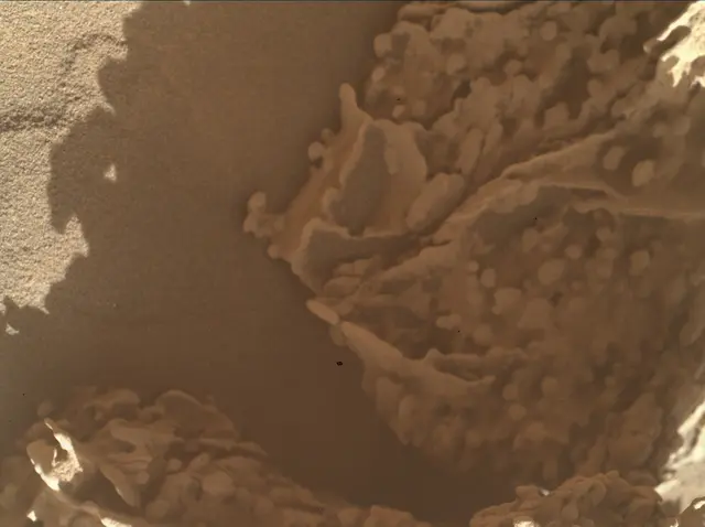 Sol 4636: Mars Hand Lens Imager (MAHLI)
