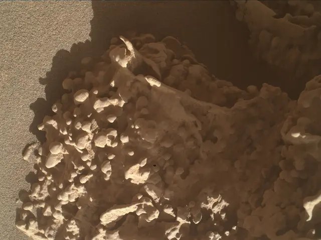 Sol 4636: Mars Hand Lens Imager (MAHLI)