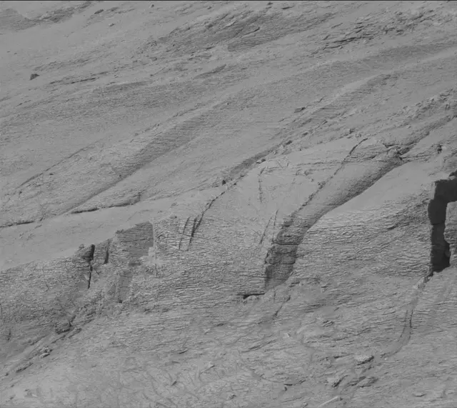 Sol 4637: Mast Camera (Mastcam)