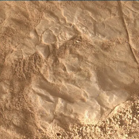 Sol 4638: Mars Hand Lens Imager (MAHLI)