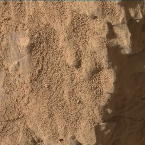Sol 4638: Mars Hand Lens Imager (MAHLI)