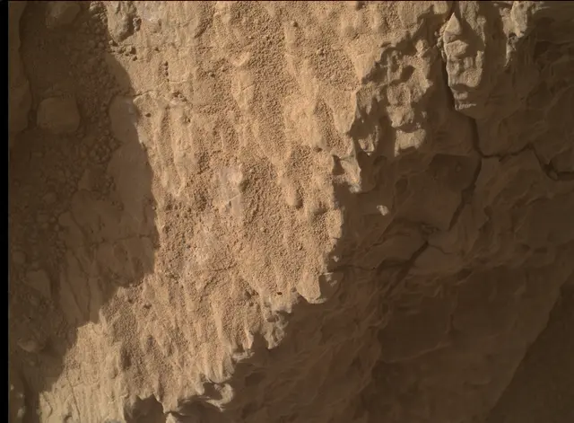 Sol 4638: Mars Hand Lens Imager (MAHLI)