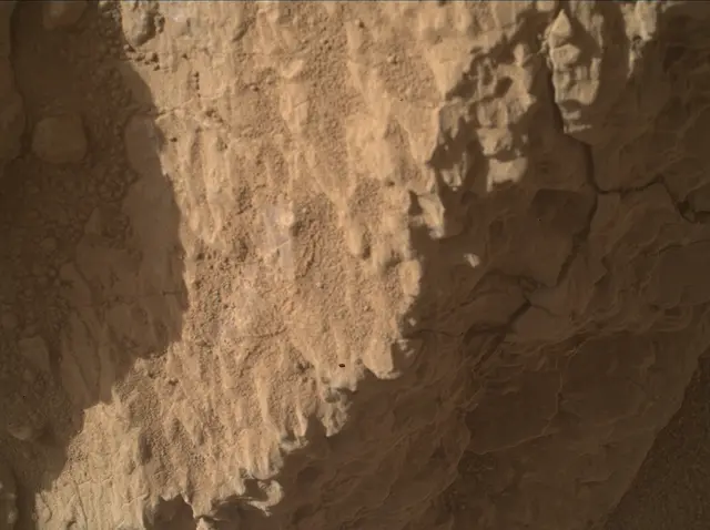 Sol 4638: Mars Hand Lens Imager (MAHLI)