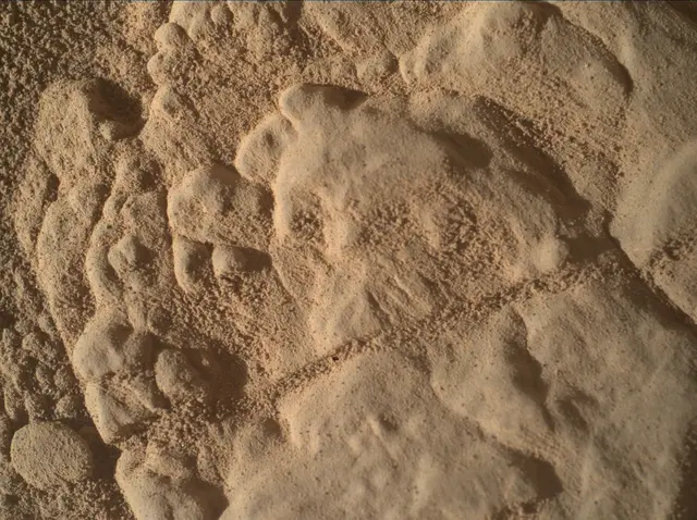 Sol 4638: Mars Hand Lens Imager (MAHLI)