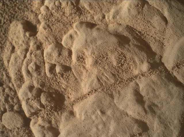 Sol 4638: Mars Hand Lens Imager (MAHLI)