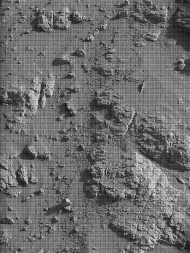 Sol 4639: Mast Camera (Mastcam)