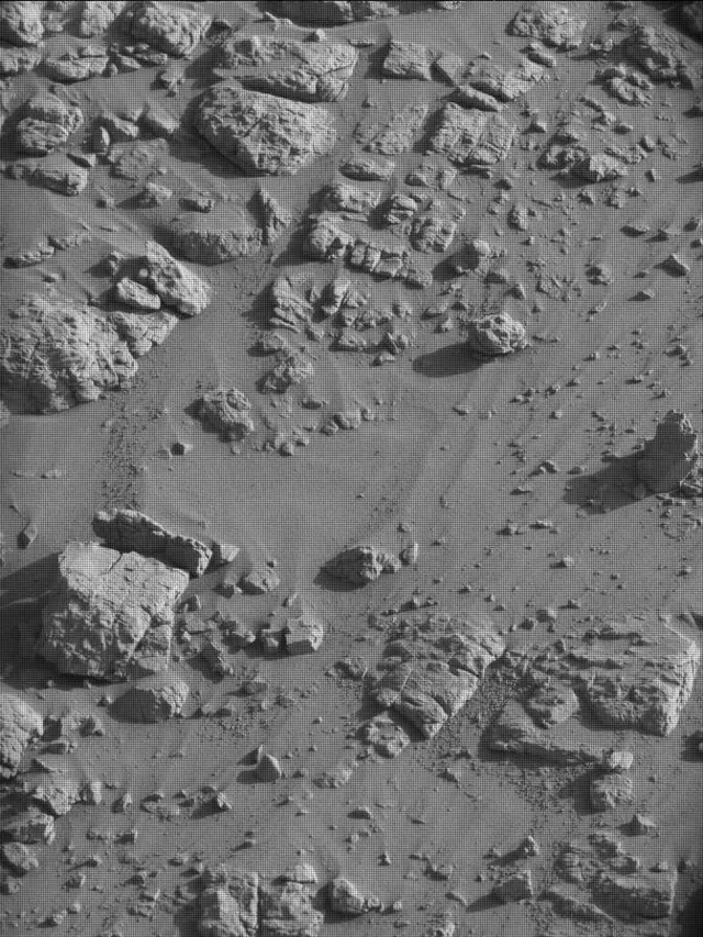 Sol 4639: Mast Camera (Mastcam)