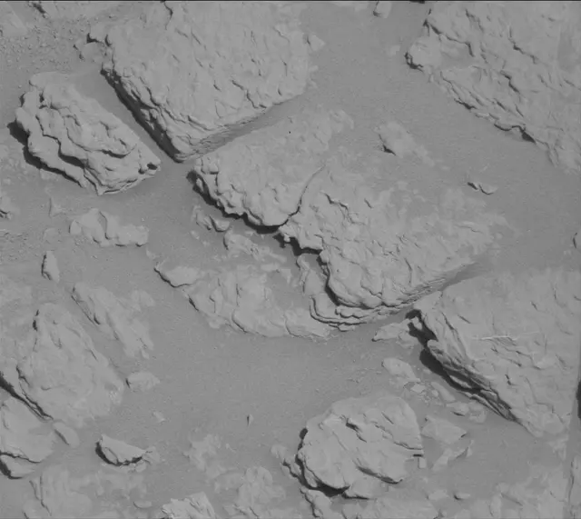 Sol 4639: Mast Camera (Mastcam)