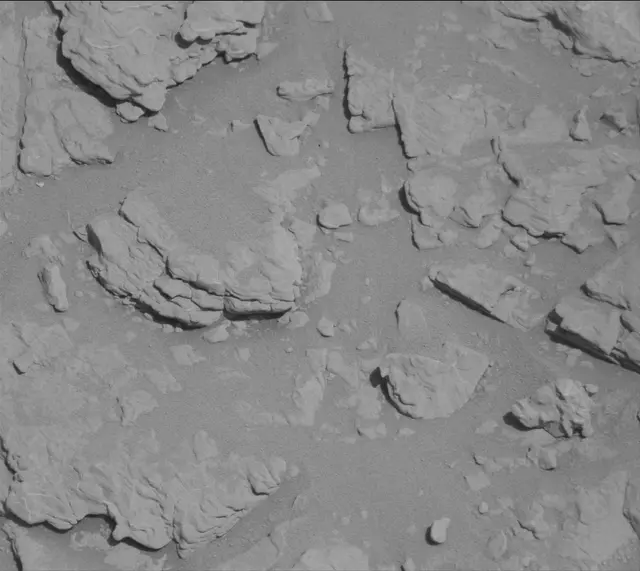 Sol 4639: Mast Camera (Mastcam)