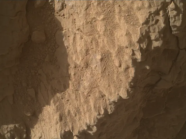 Sol 4639: Mars Hand Lens Imager (MAHLI)