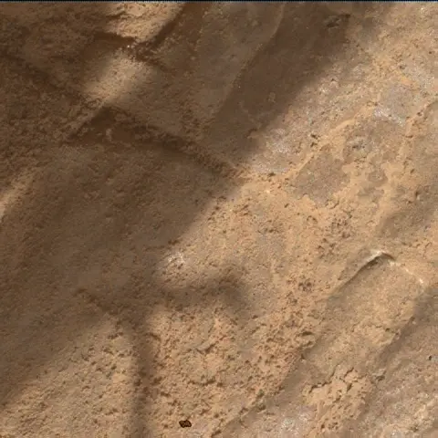 Sol 4641: Mars Hand Lens Imager (MAHLI)