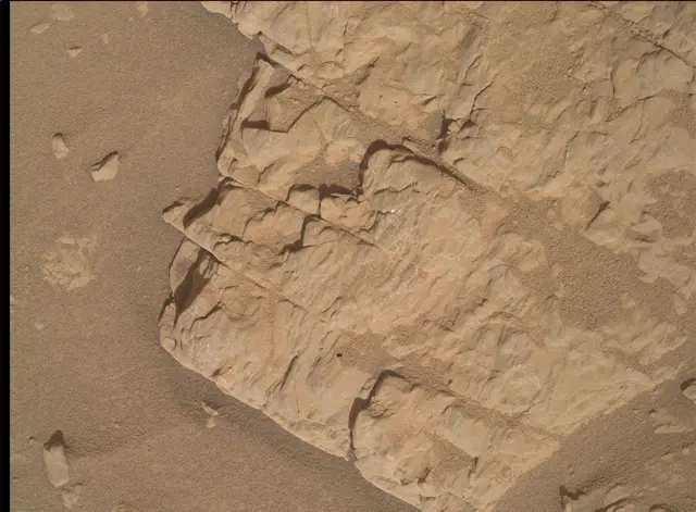 Sol 4641: Mars Hand Lens Imager (MAHLI)