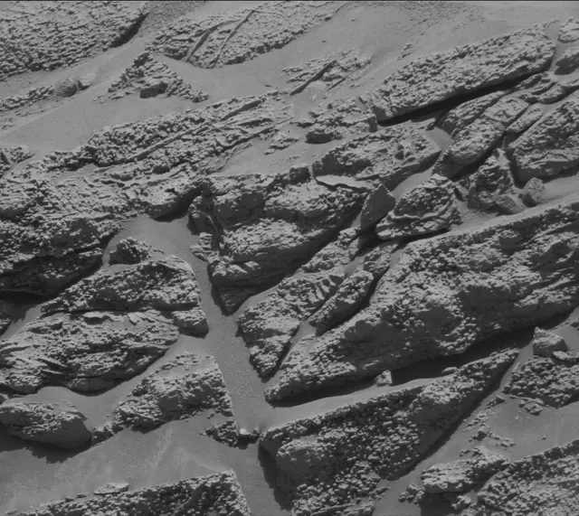 Sol 4643: Mast Camera (Mastcam)