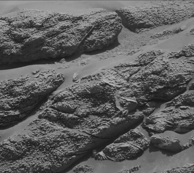 Sol 4643: Mast Camera (Mastcam)