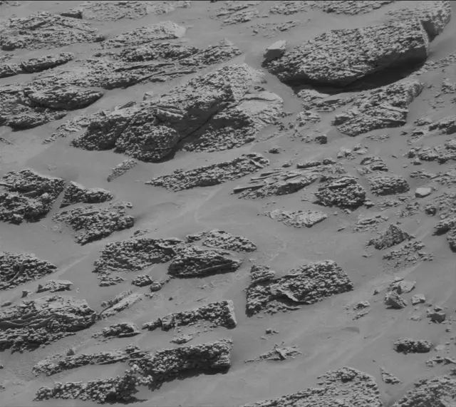 Sol 4643: Mast Camera (Mastcam)