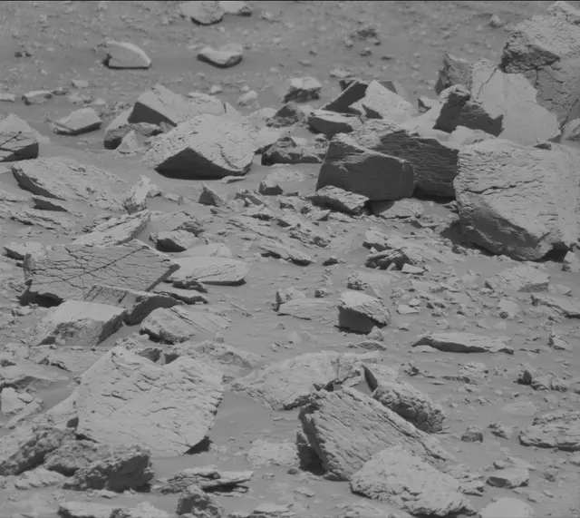 Sol 4643: Mast Camera (Mastcam)