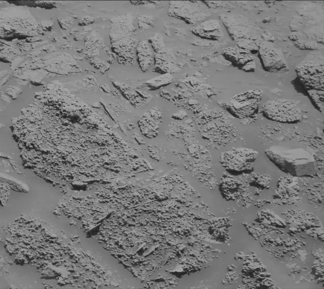 Sol 4643: Mast Camera (Mastcam)