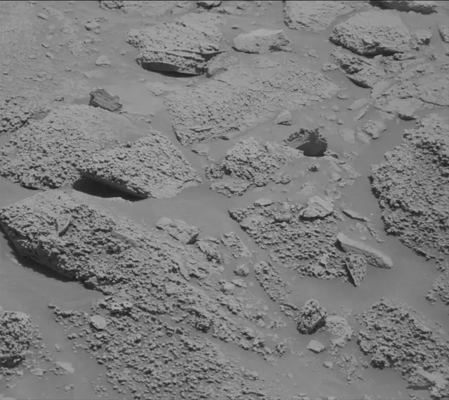 Sol 4643: Mast Camera (Mastcam)